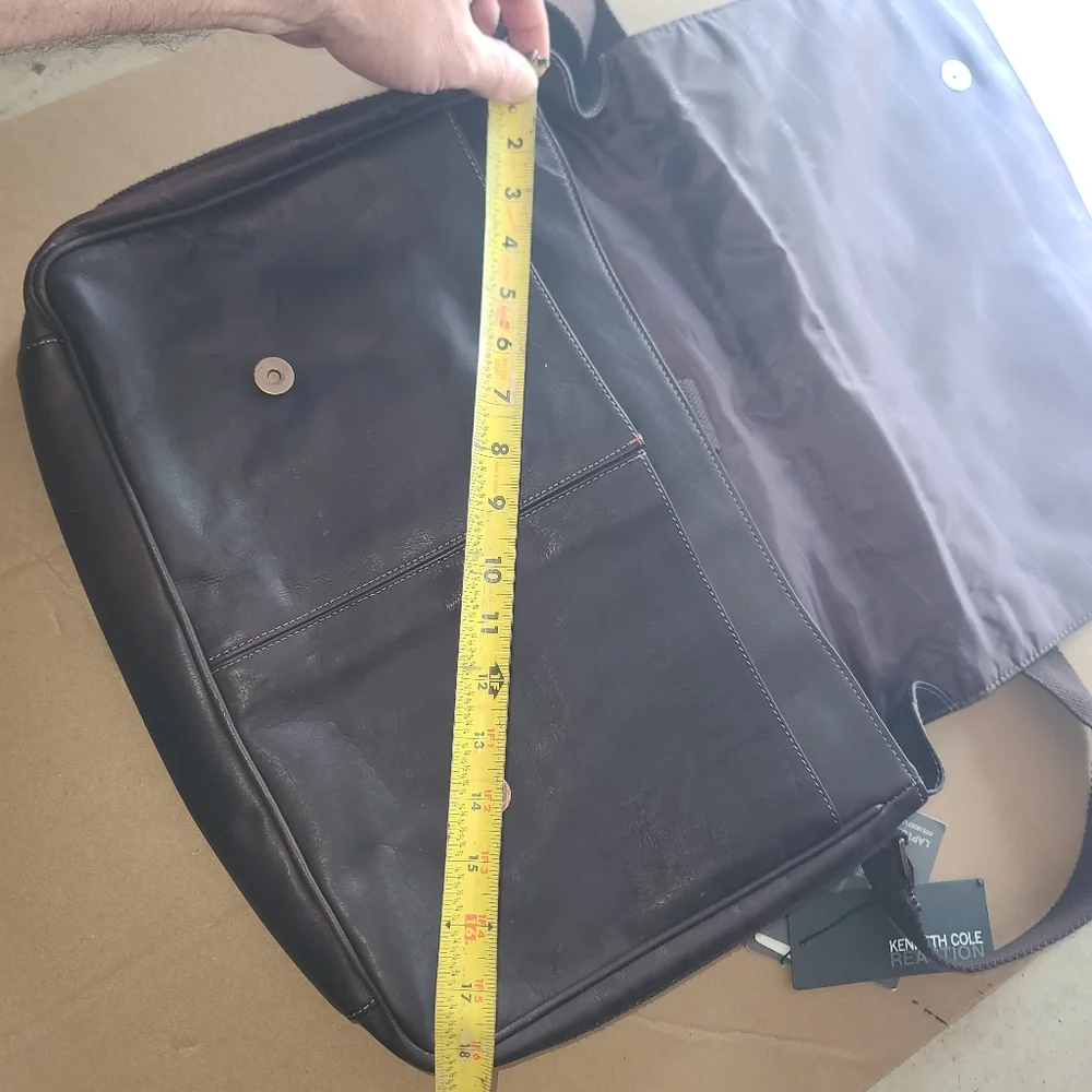 Kenneth Cole Leather Laptop Messenger Bag